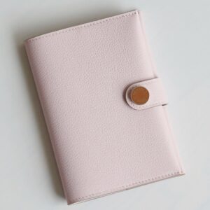 Hermes R.M.S Passport Holder in Mauve Pale Evercolor Calfskin