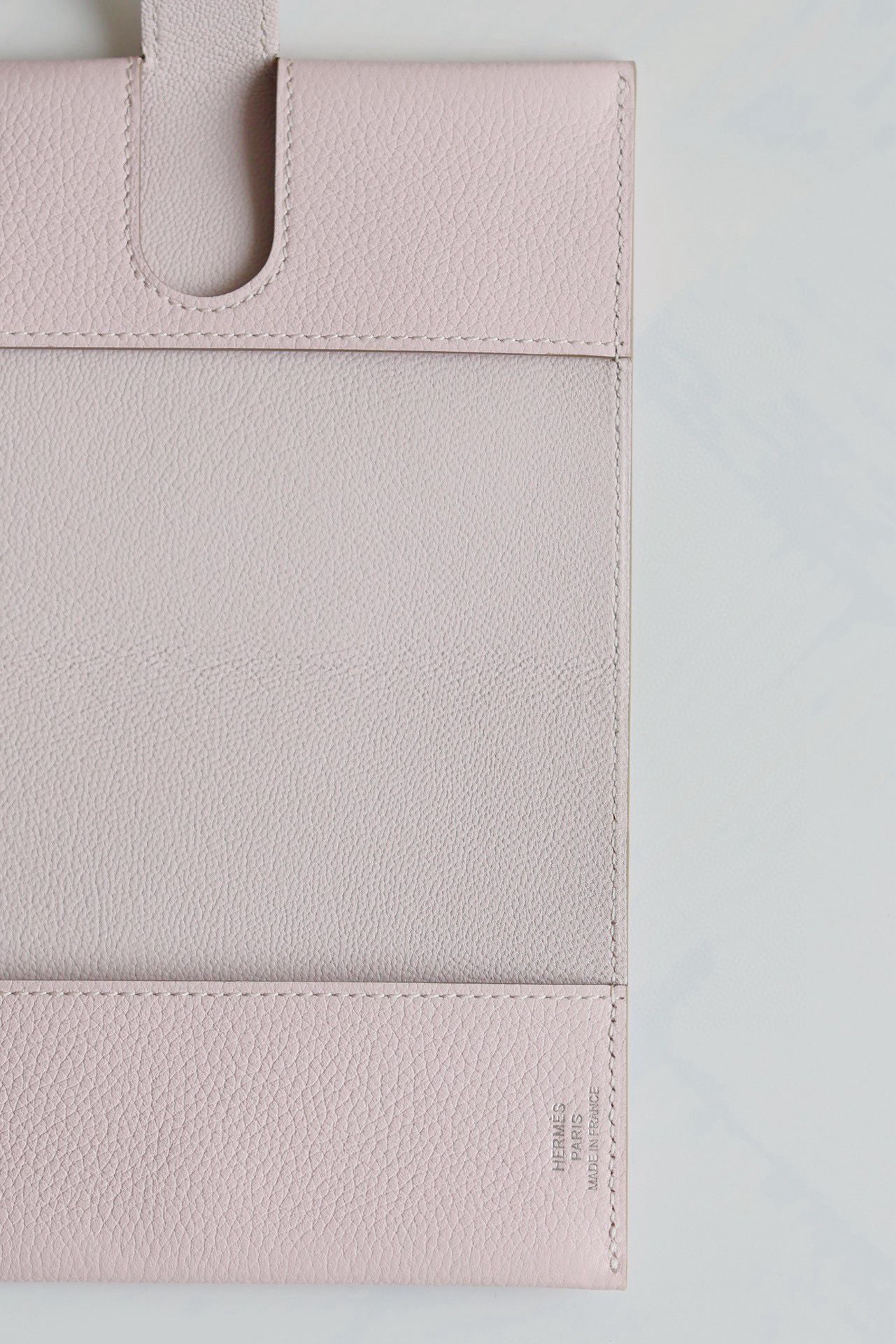 Hermes R.M.S Passport Holder in Mauve Pale Evercolor Calfskin - Image 6