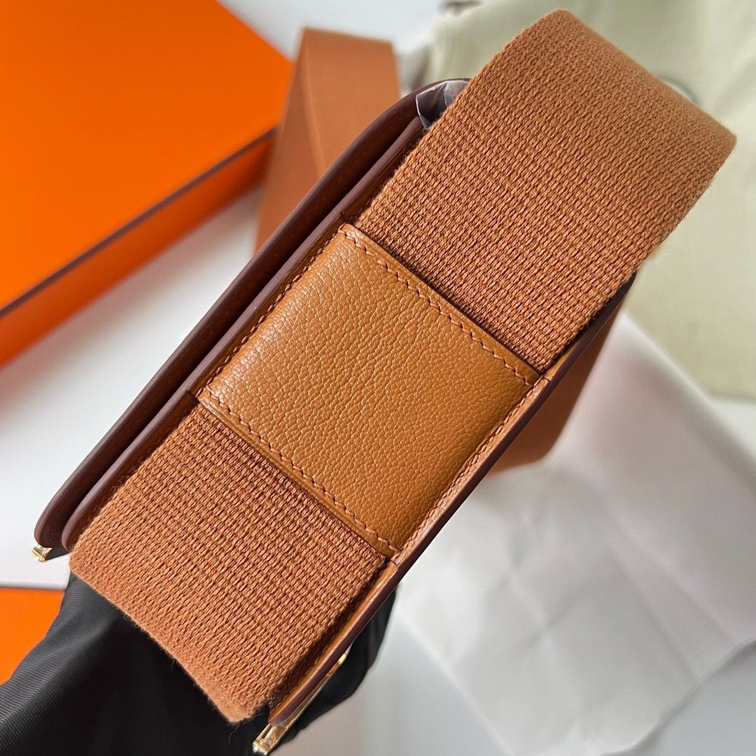 Hermes Geta Handmade Bag In Caramel Chevre Mysore Leather - Image 6