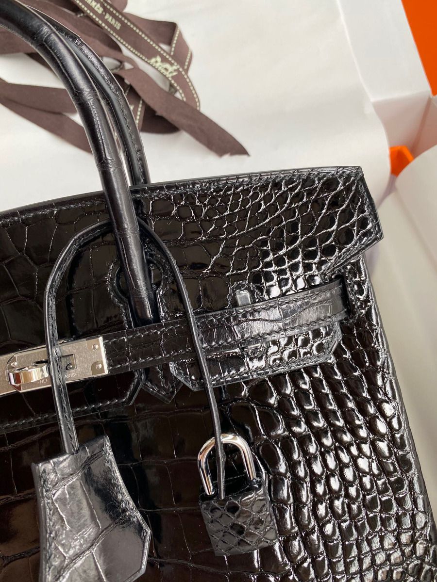 Hermes Birkin 25 Retourne Handmade Bag In Black Shiny Alligator Leather - Image 4