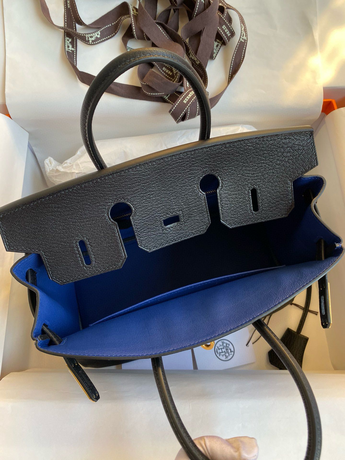 Hermes HSS Birkin 25 Bicolor Bag in Black and Blue Chevre Mysore Goatskin - Image 7
