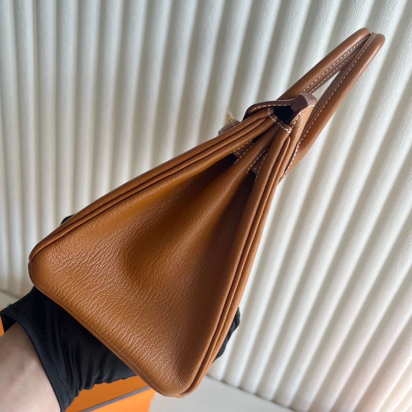 Hermes Birkin 25 Retourne Handmade Bag in Gold Chevre Mysore Goatskin - Image 7