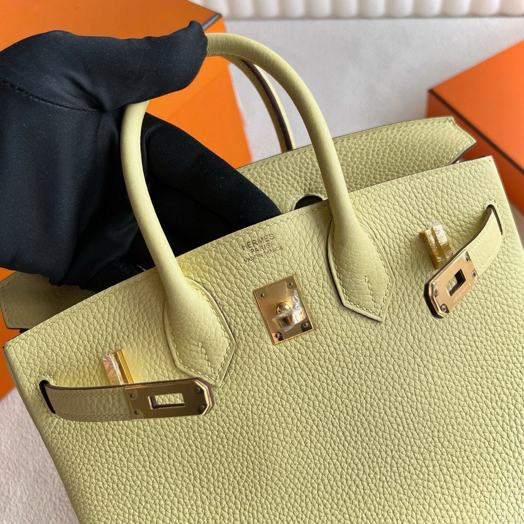 Hermes Birkin 25 Retourne Handmade Bag in Jaune Poussin Clemence Leather - Image 8