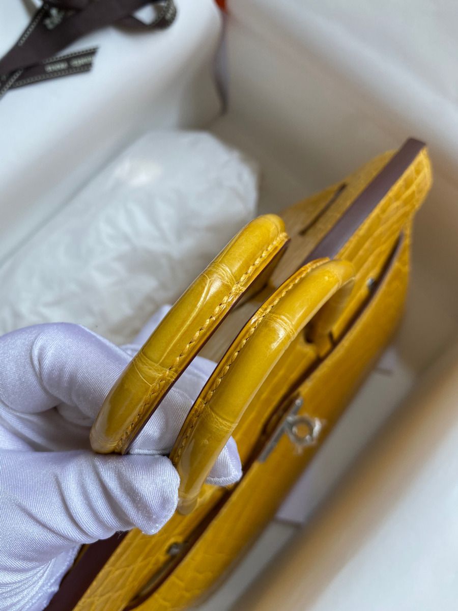 Hermes Birkin 25 Handmade Bag In Yellow Crocodile Niloticus Shiny Skin - Image 7