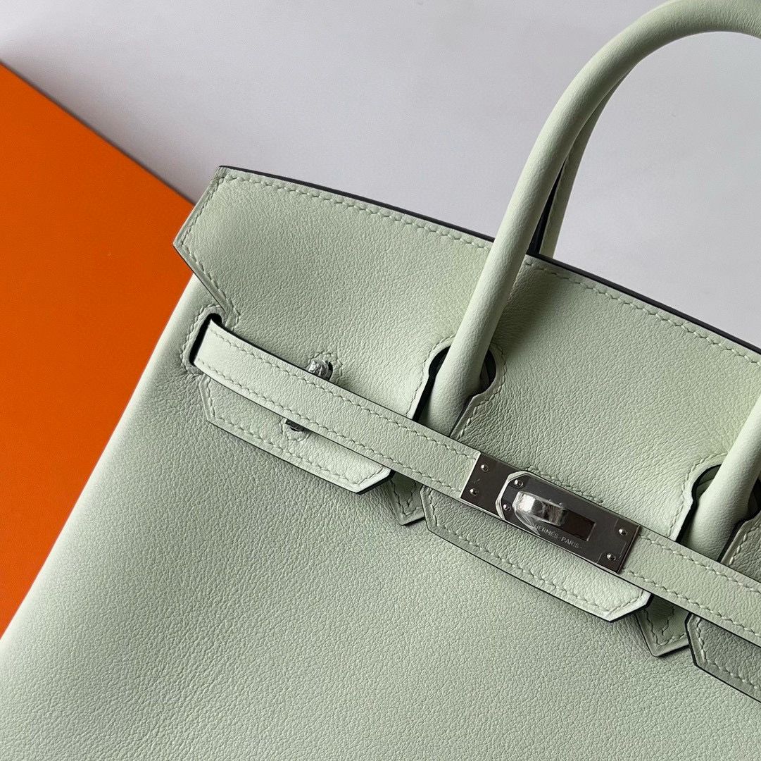 Hermes Birkin 25 Retourne Handmade Bag in Vert Fizz Swift Calfskin - Image 4
