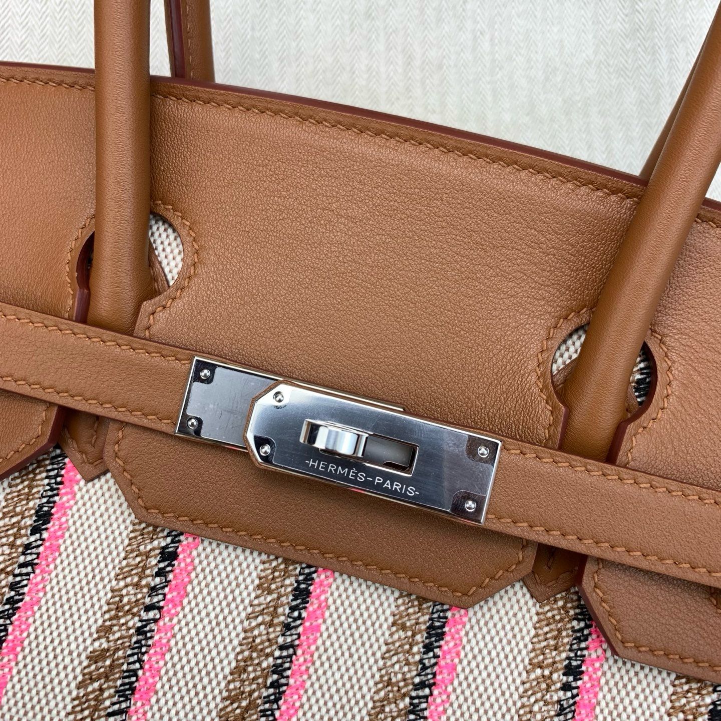 Hermes Shoulder Birkin Light 29 Bag in Toile and Gold Swift Leather - Image 10