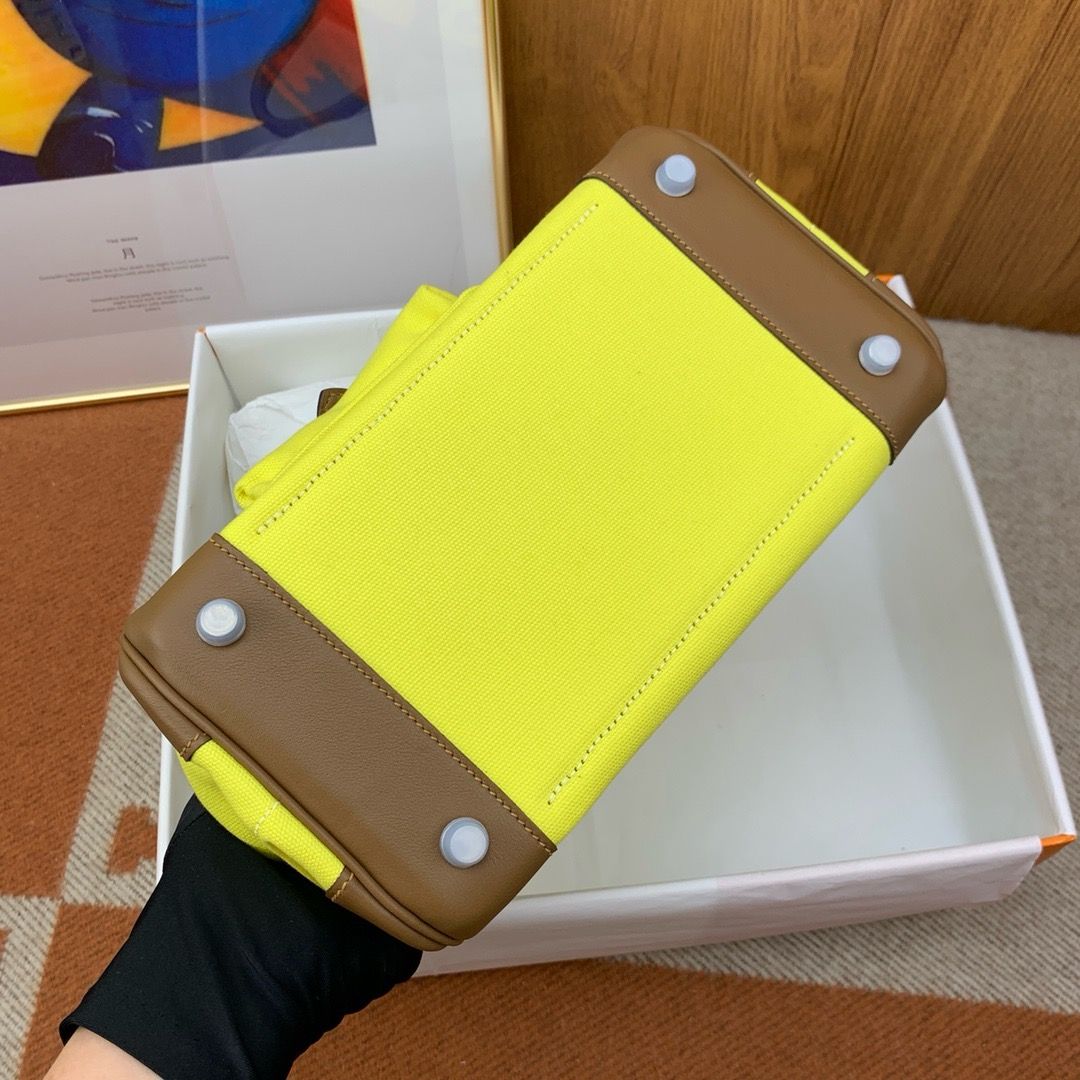 Hermes Birkin Cargo 25 Bag in Lime Toile and Chai Swift Leather - Image 8