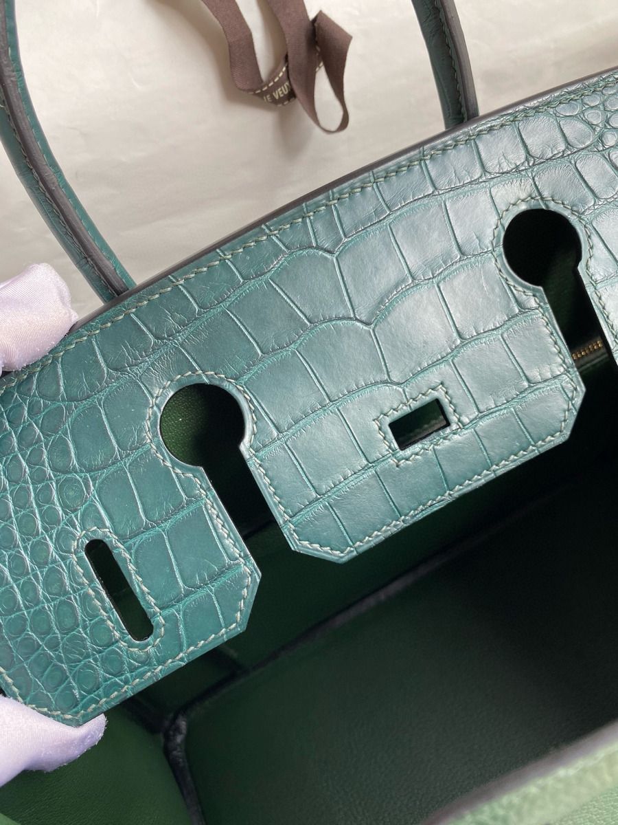 Hermes Touch Birkin 30 Bag in Green Clemence and Matte Alligator Leather - Image 9