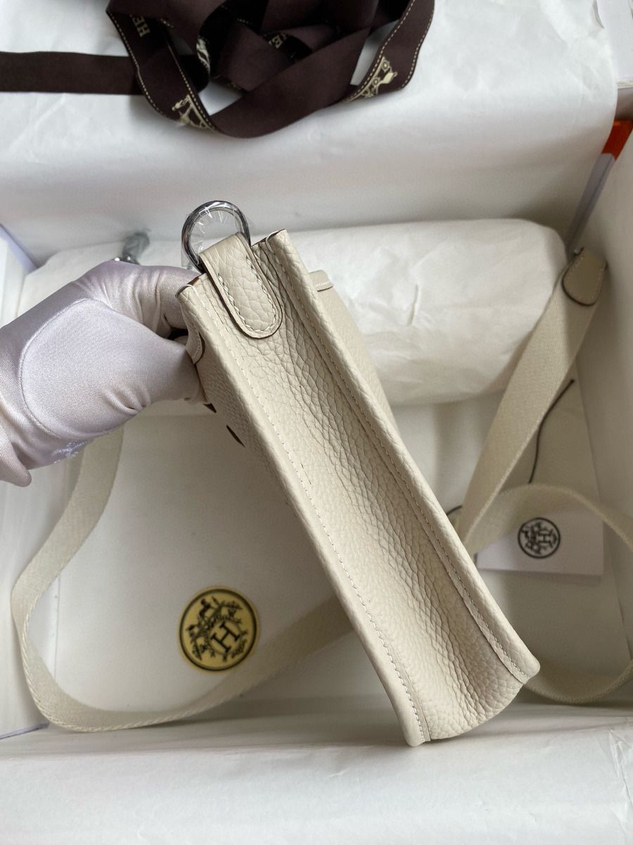 Hermes Evelyne Mini Handmade Bag in Craie Clemence Leather - Image 8