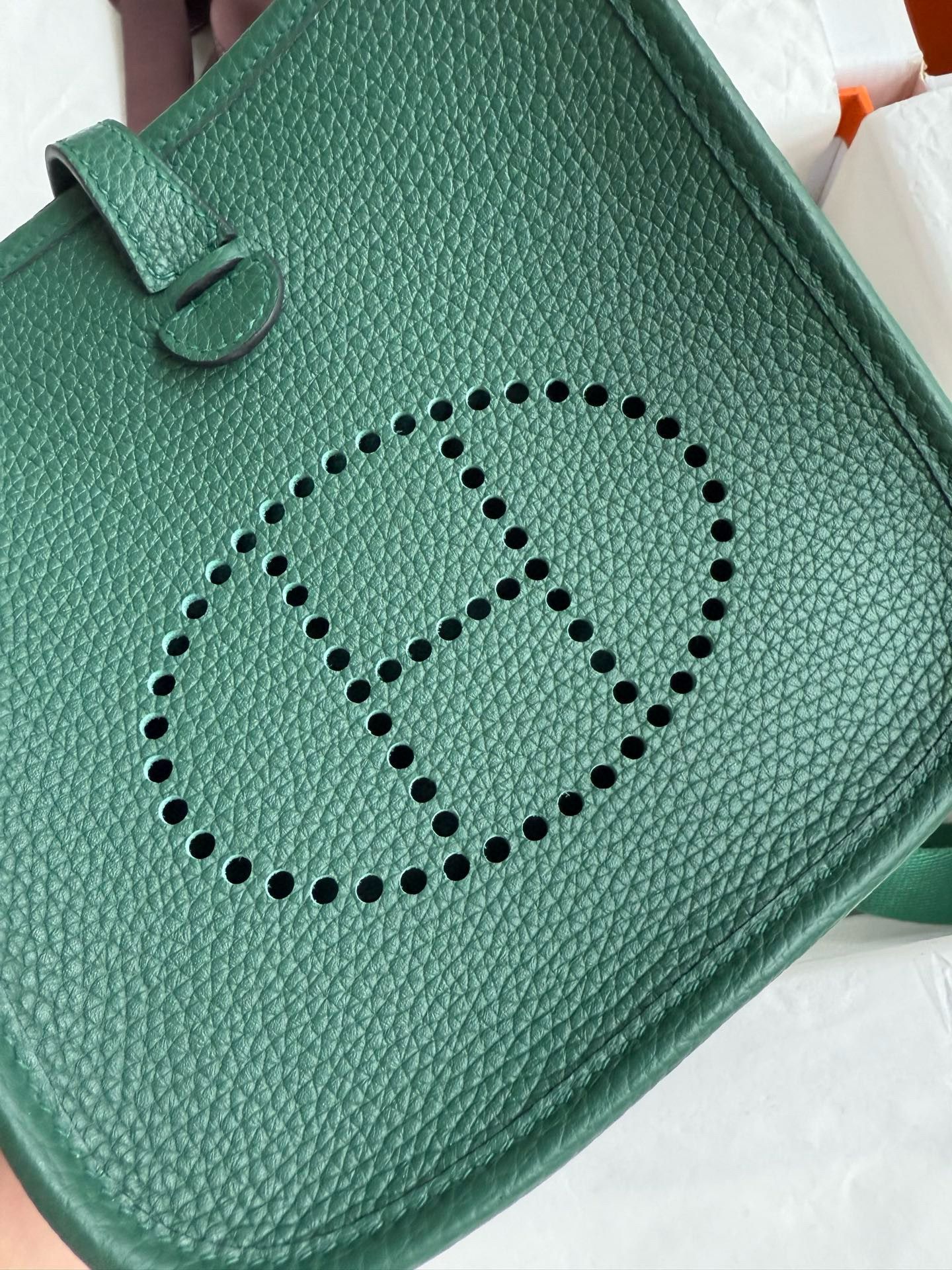 Hermes Evelyne Mini Handmade Bag in Malachite Clemence Leather - Image 4