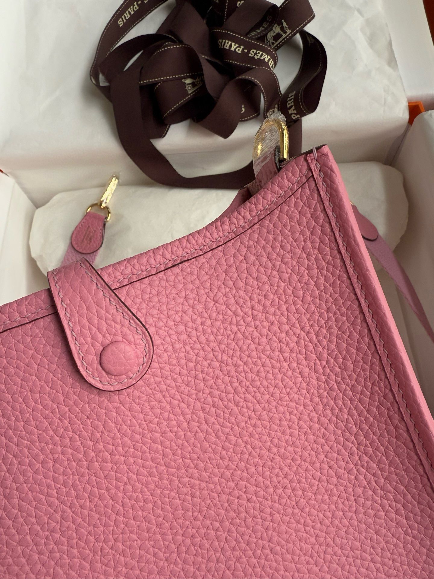 Hermes Evelyne Mini Handmade Bag in Rose Sakura Clemence Leather - Image 8