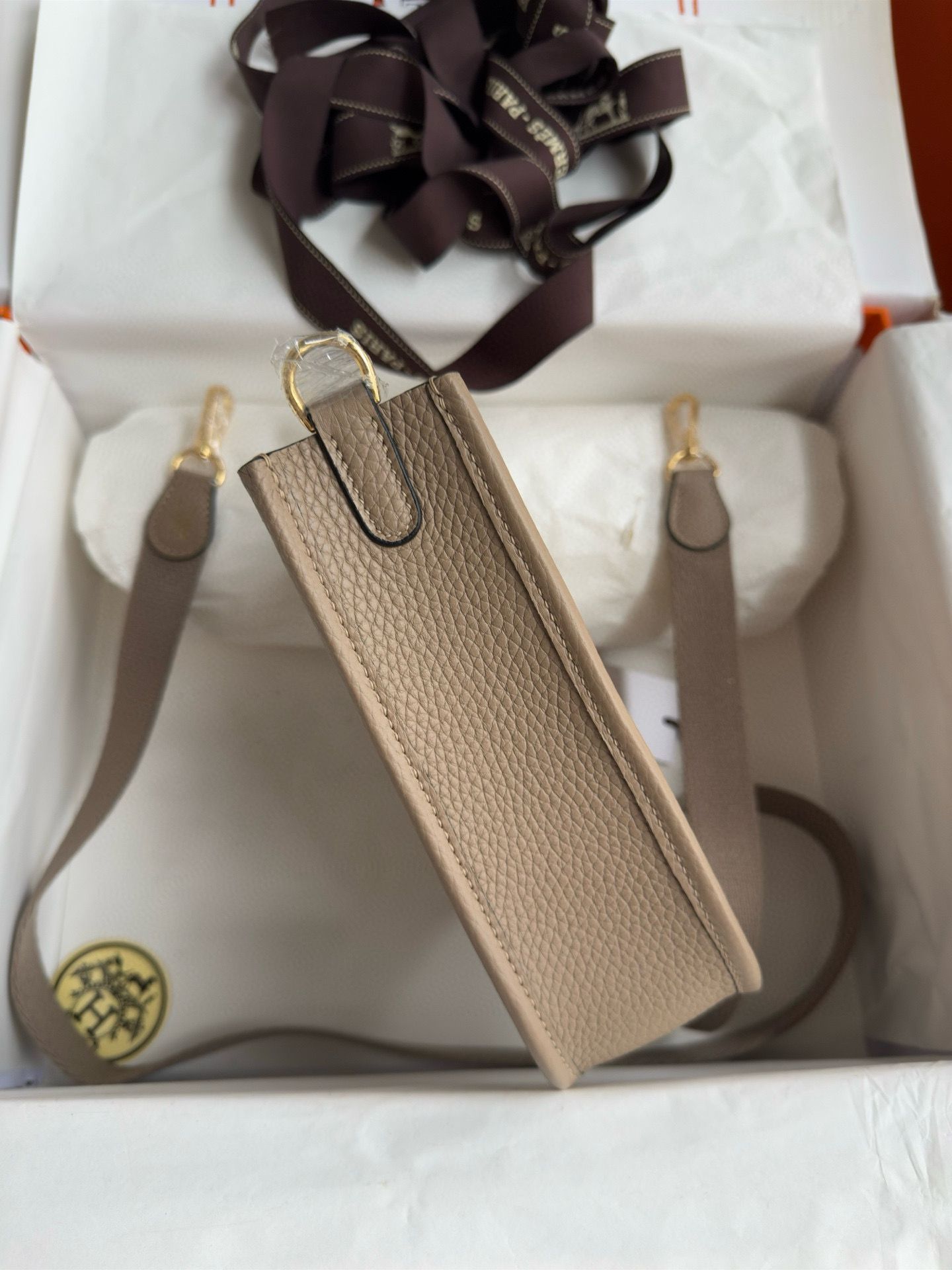 Hermes Evelyne Mini Handmade Bag in Gris Tourterelle Clemence Leather - Image 4