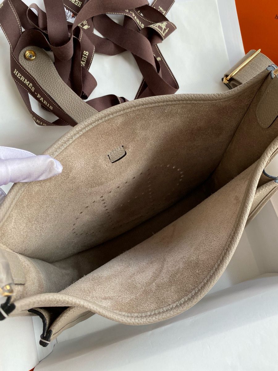 Hermes Evelyne III PM 29 Handmade Bag in Gris Asphalt Clemence Leather - Image 10