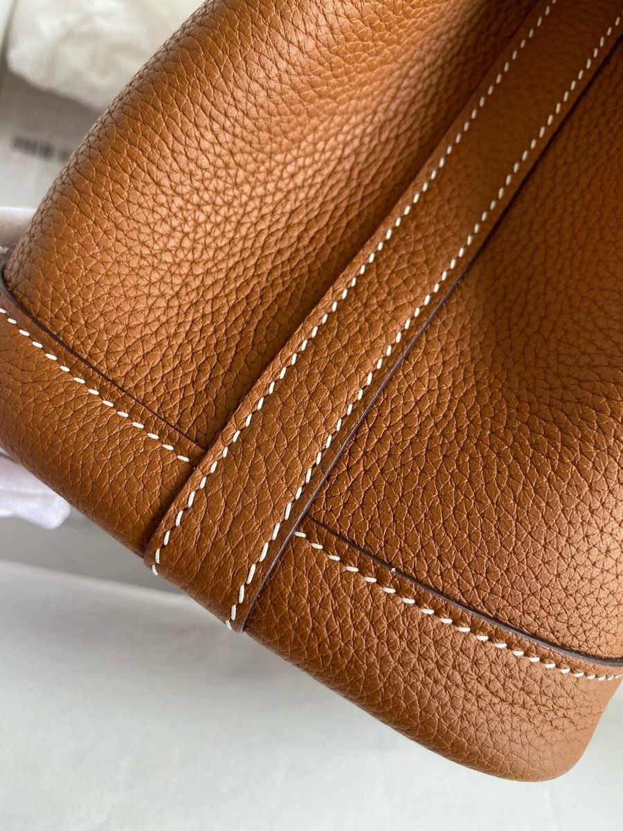 Hermes Garden Party 30 Handmade Bag in Gold Clemence Leather - Image 6