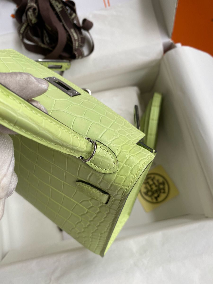 Hermes Kelly Mini II Sellier Handmade Bag In Jaune Bourgeon Matte Alligator Leather - Image 8
