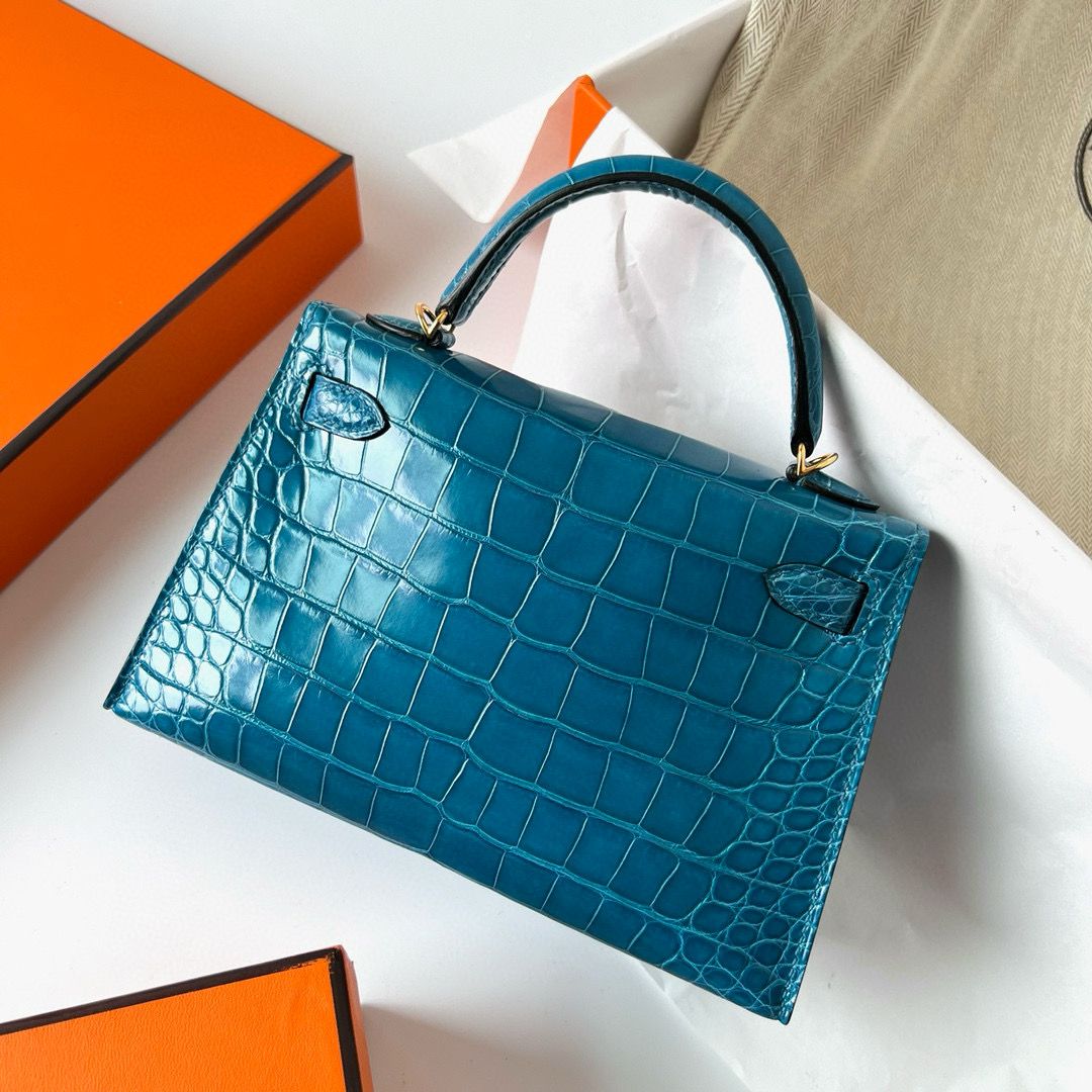 Hermes Kelly Mini II Sellier Handmade Bag in Blue Izmir Shiny Alligator Leather - Image 4