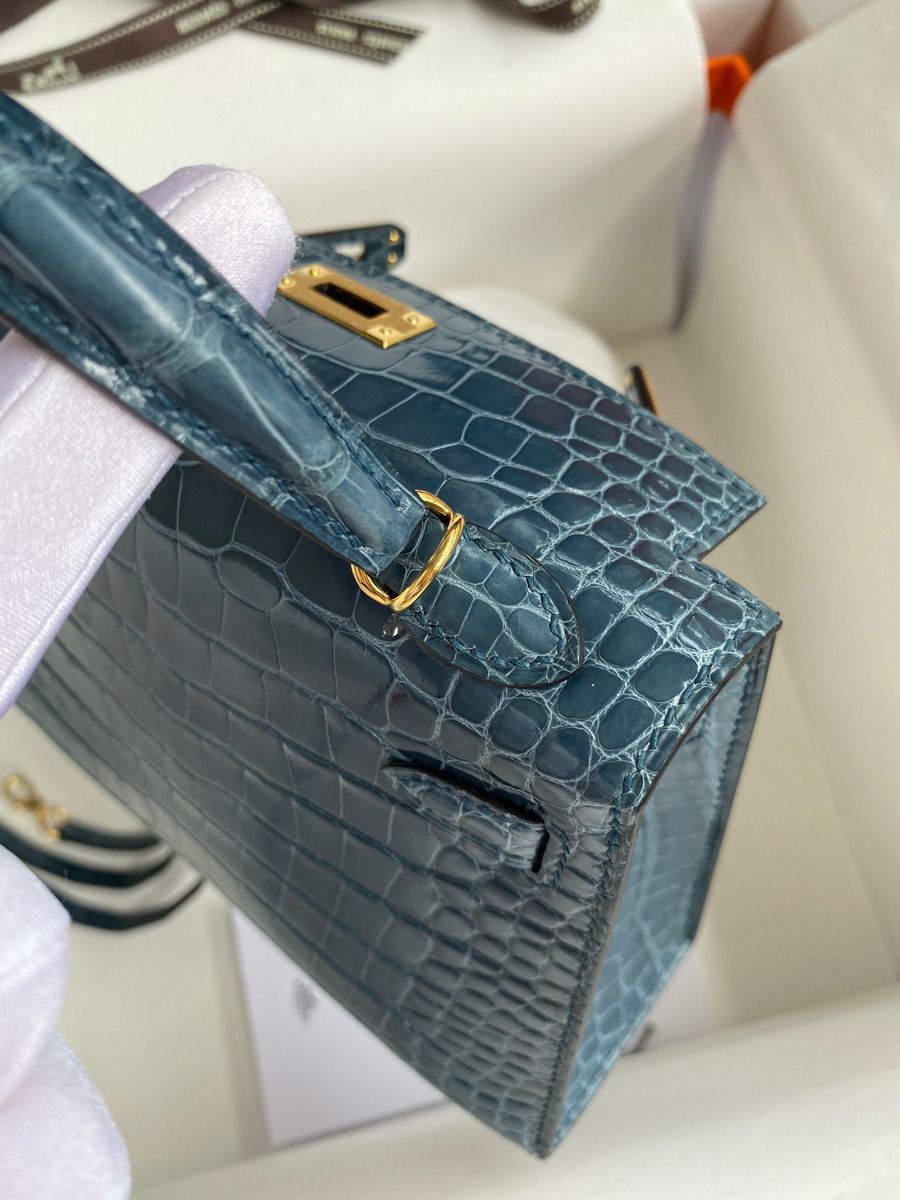 Hermes Kelly Mini II Sellier Handmade Bag In Blue Jean Shiny Alligator Leather - Image 8