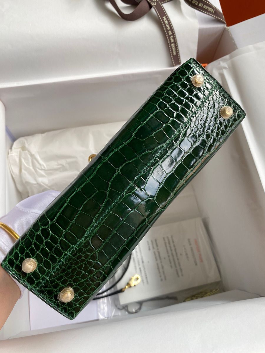 Hermes Kelly Mini II Sellier Handmade Bag In Malachite Shiny Alligator Leather - Image 7