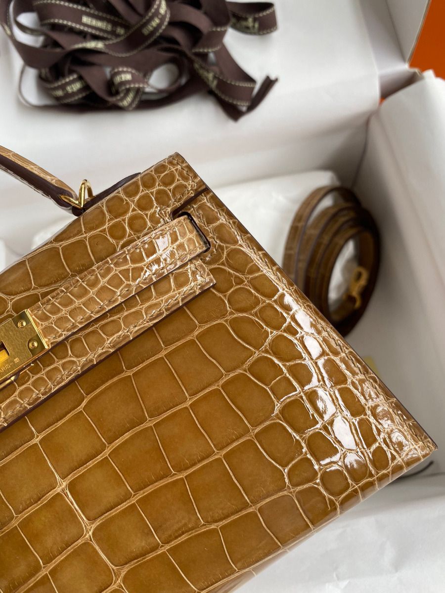 Hermes Kelly Mini II Sellier Handmade Bag In Ficelle Shiny Alligator Leather - Image 5