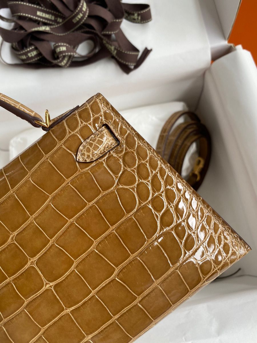 Hermes Kelly Mini II Sellier Handmade Bag In Ficelle Shiny Alligator Leather - Image 6