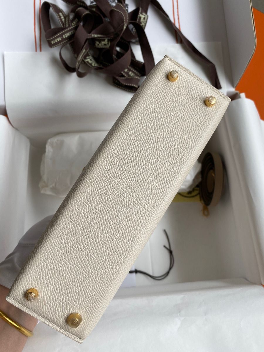 Hermes Kelly Mini II Sellier Bicolor Handmade Bag in Craie and Trench Epsom Calfskin - Image 4