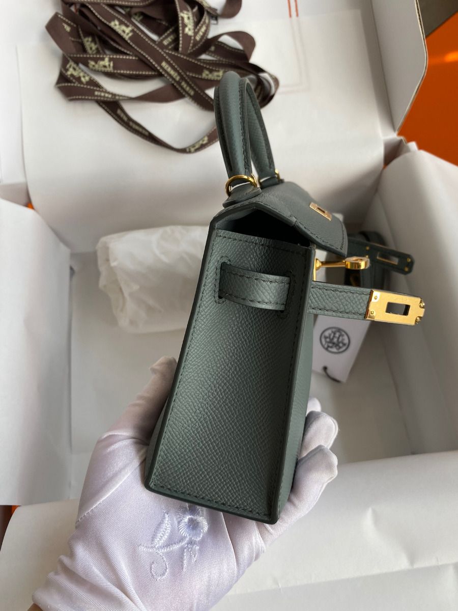 Hermes Kelly Mini II Sellier Handmade Bag In Vert Amande Epsom Calfskin - Image 7