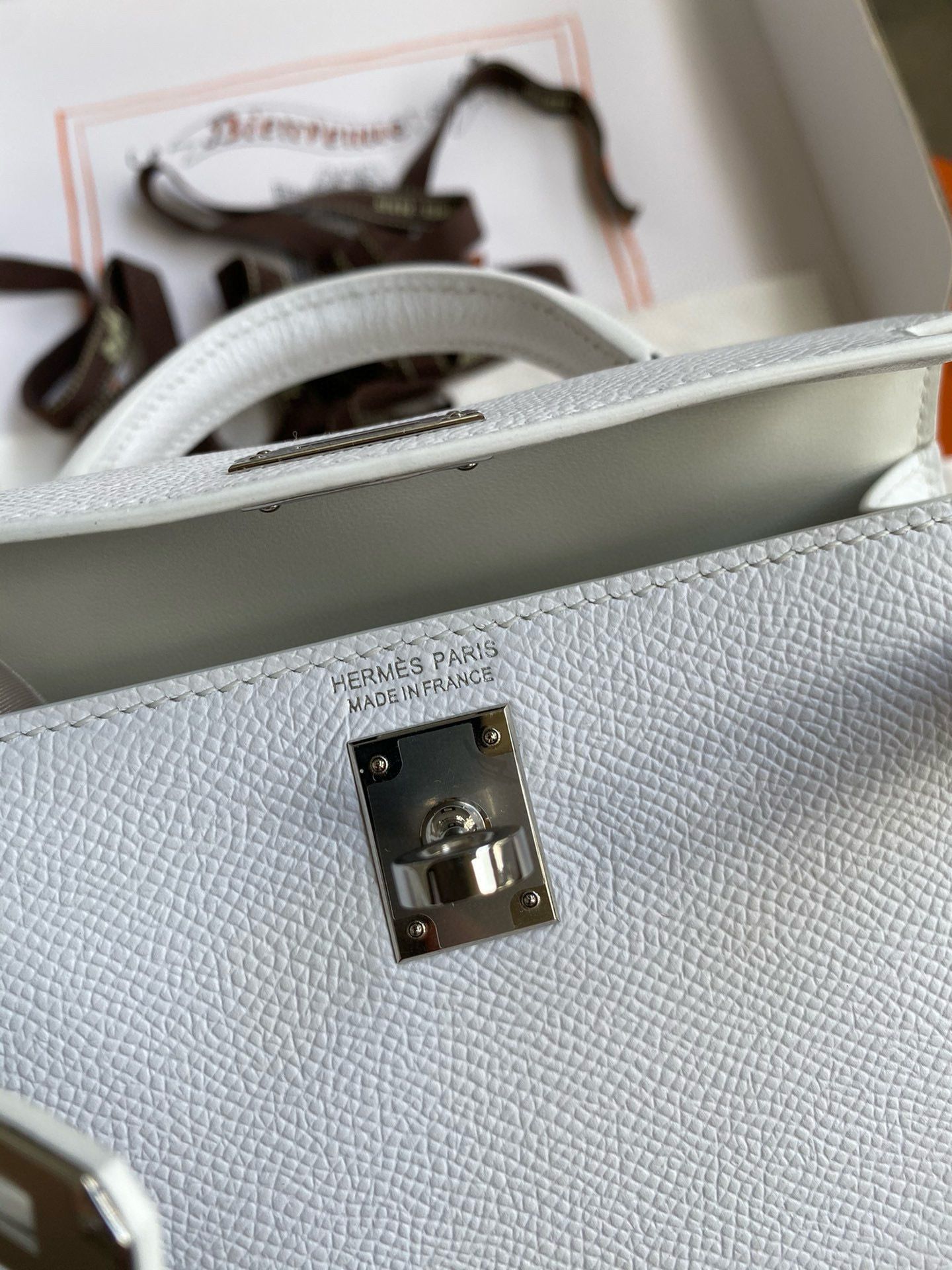 Hermes Kelly Mini II Sellier Handmade Bag In White Epsom Calfskin - Image 9
