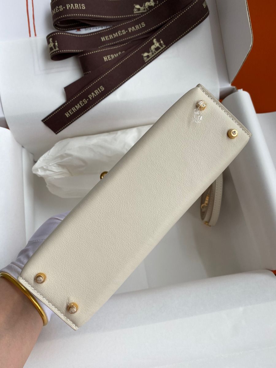 Hermes Kelly Mini II Sellier Handmade Bag In Craie Swift Calfskin - Image 4
