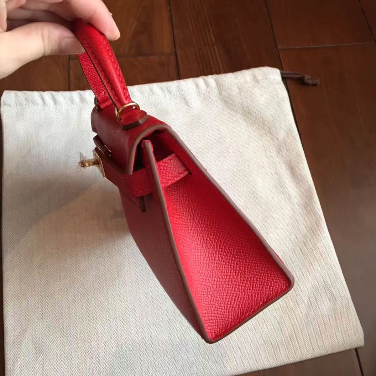 Hermes Kelly Mini II Handmade Bag In Red Epsom Leather - Image 7
