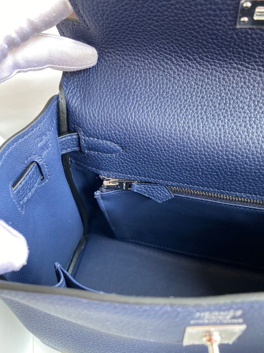 Hermes Kelly Retourne 25 Handmade Bag In Blue Saphir Clemence Leather - Image 10