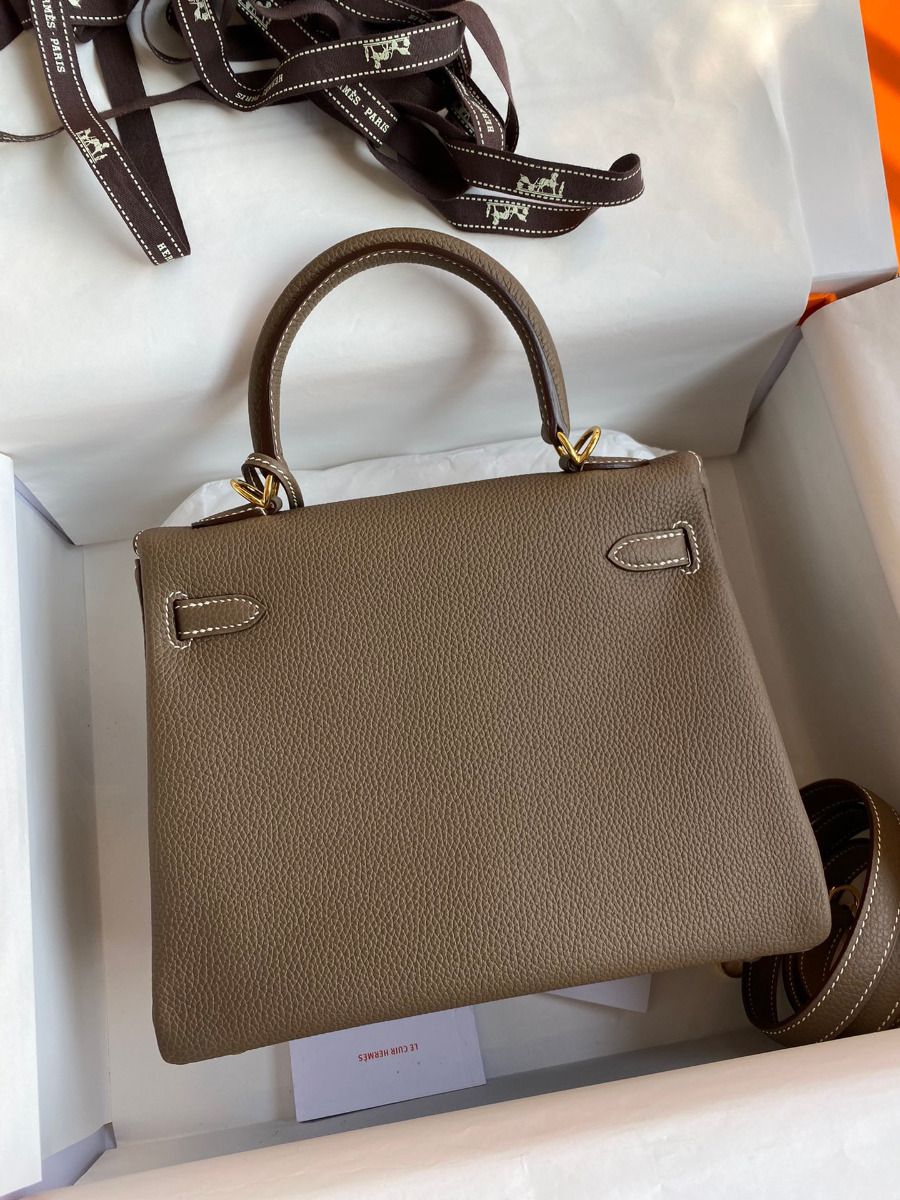 Hermes Kelly Retourne 25 Handmade Bag In Taupe Clemence Leather - Image 3