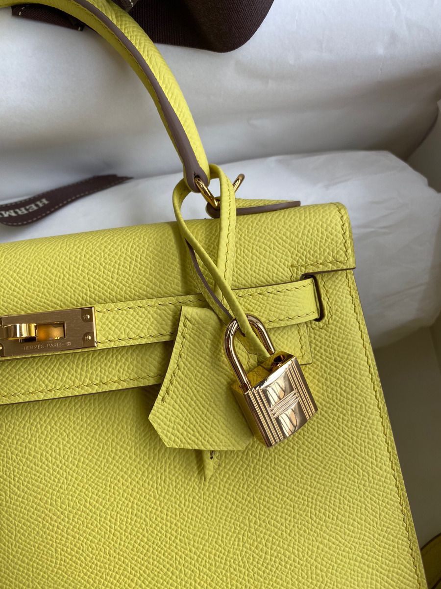 Hermes Kelly Sellier 25 Handmade Bag In Lime Epsom Calfskin - Image 4