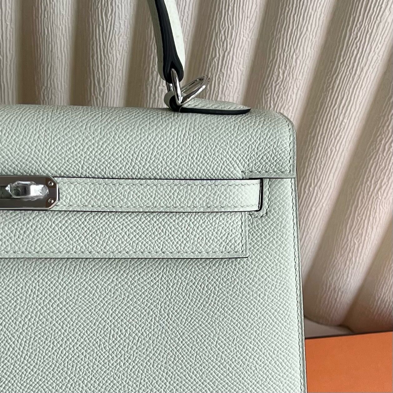 Hermes Kelly Sellier 25 Handmade Bag in Vert Fizz Epsom Calfskin - Image 3