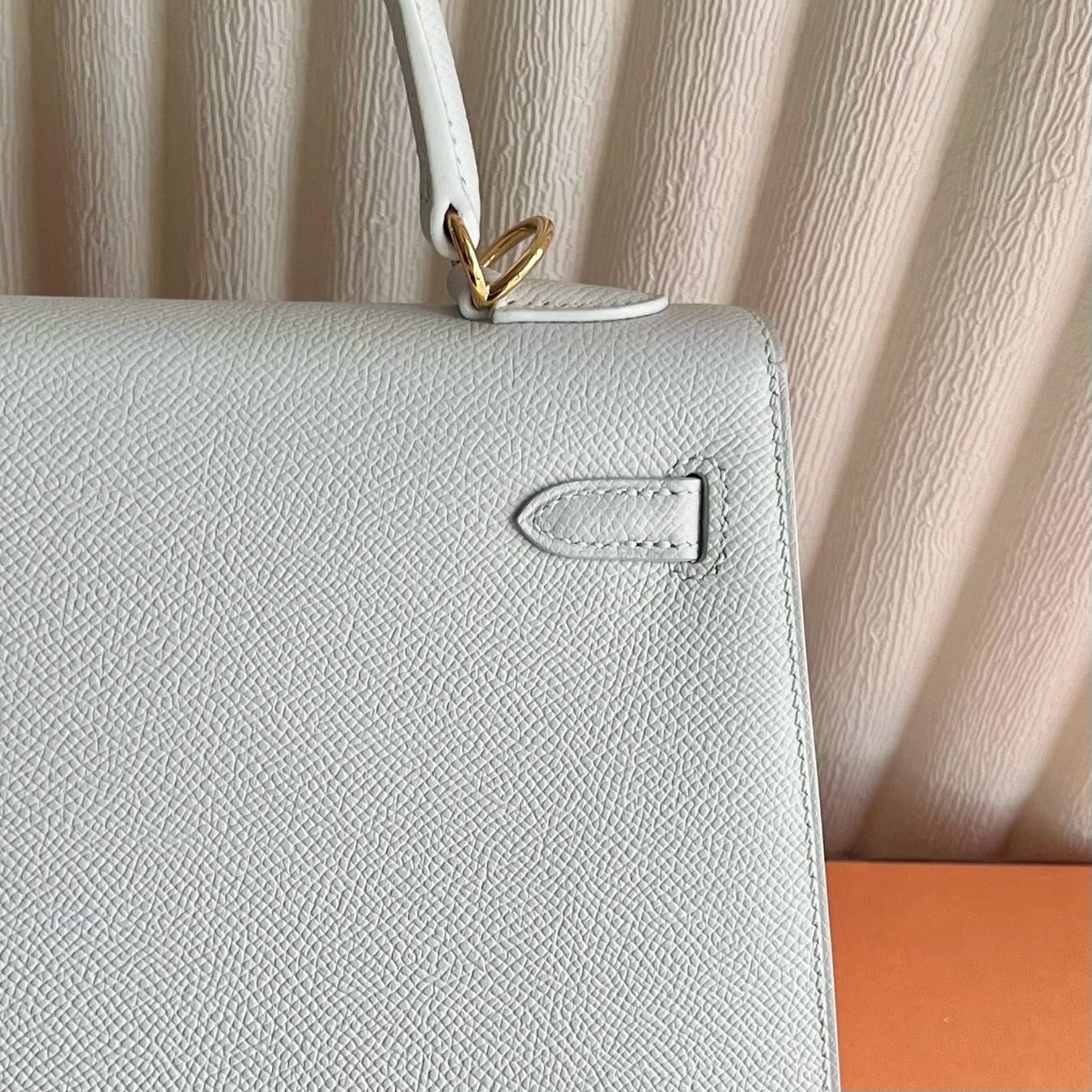 Hermes Kelly Sellier 25 Handmade Bag in White Epsom Calfskin - Image 6