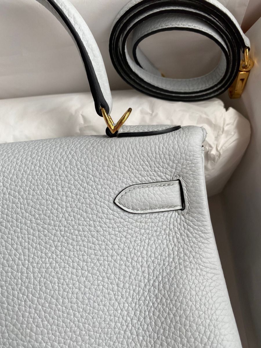 Hermes Kelly Retourne 28 Handmade Bag In Blue Glacier Clemence Leather - Image 5