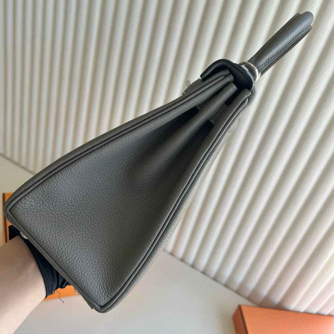 Hermes Kelly Retourne 28 Handmade Bag in Meyer Clemence Leather - Image 9