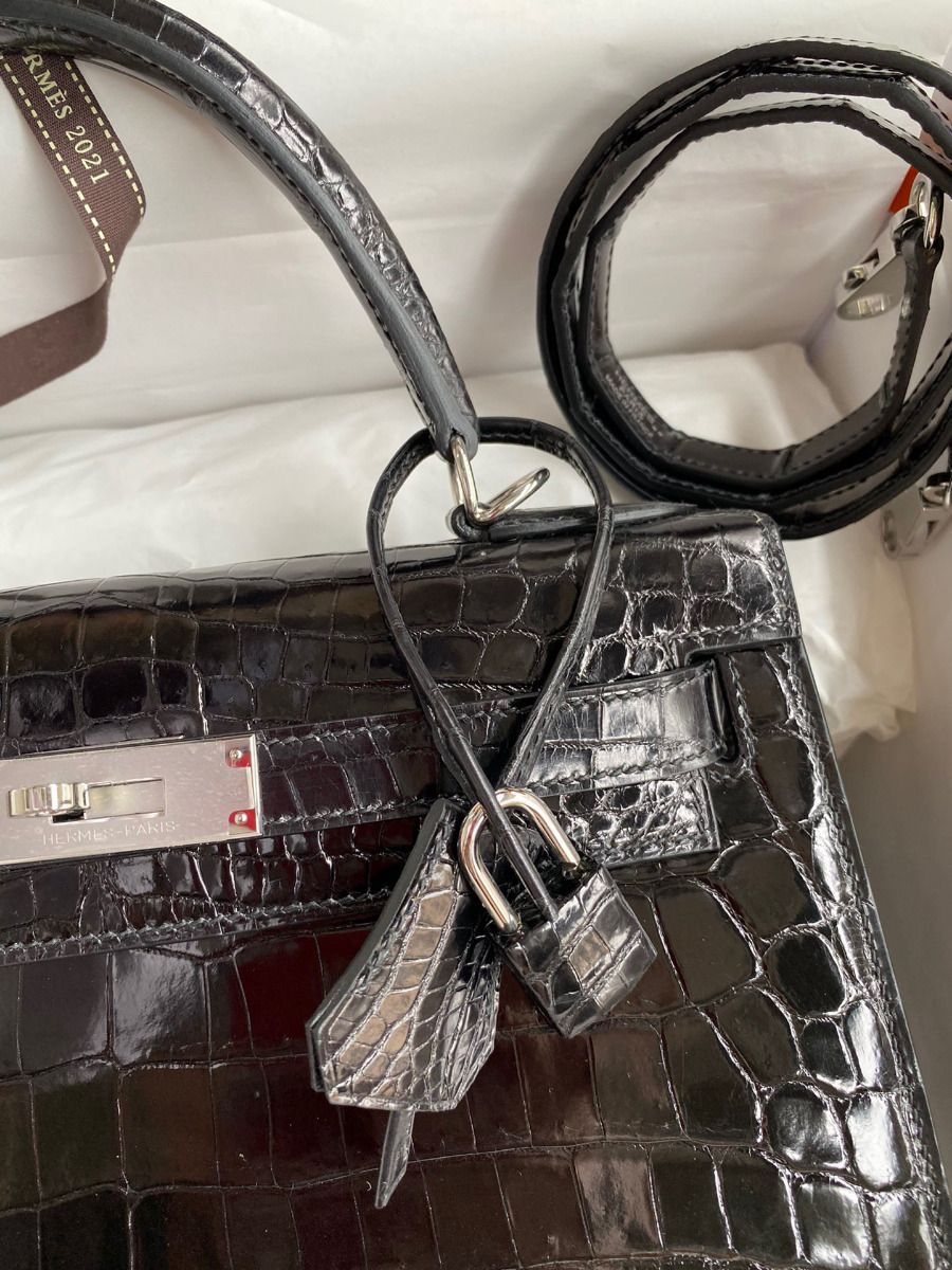 Hermes Kelly Sellier 28 Handmade Bag In Black Crocodile Niloticus Shiny Skin - Image 4