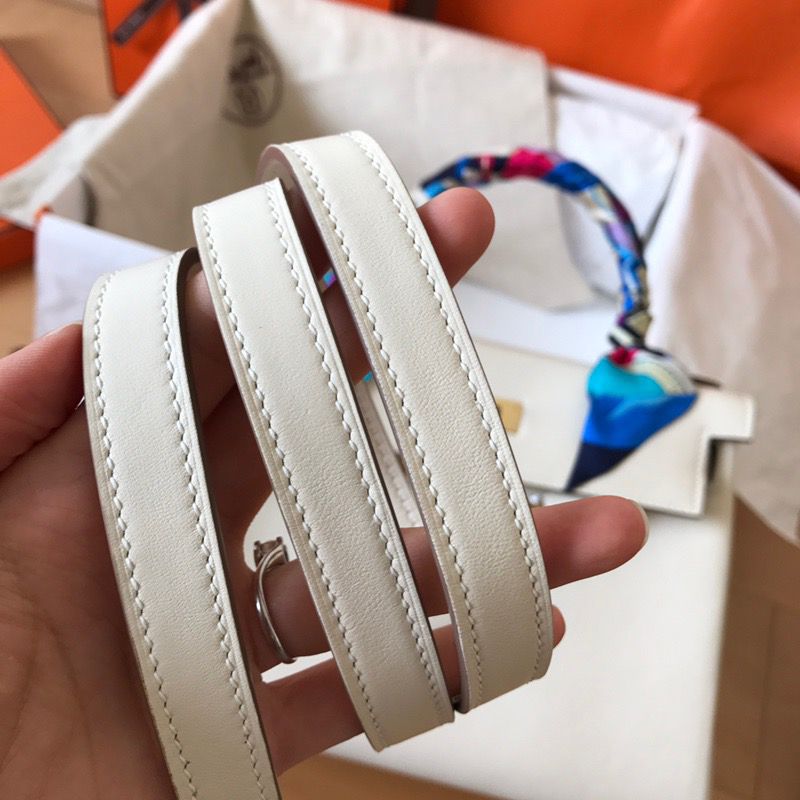 Hermes Kelly Retourne 28 Handmade Bag In Craie Swift Calfskin - Image 9