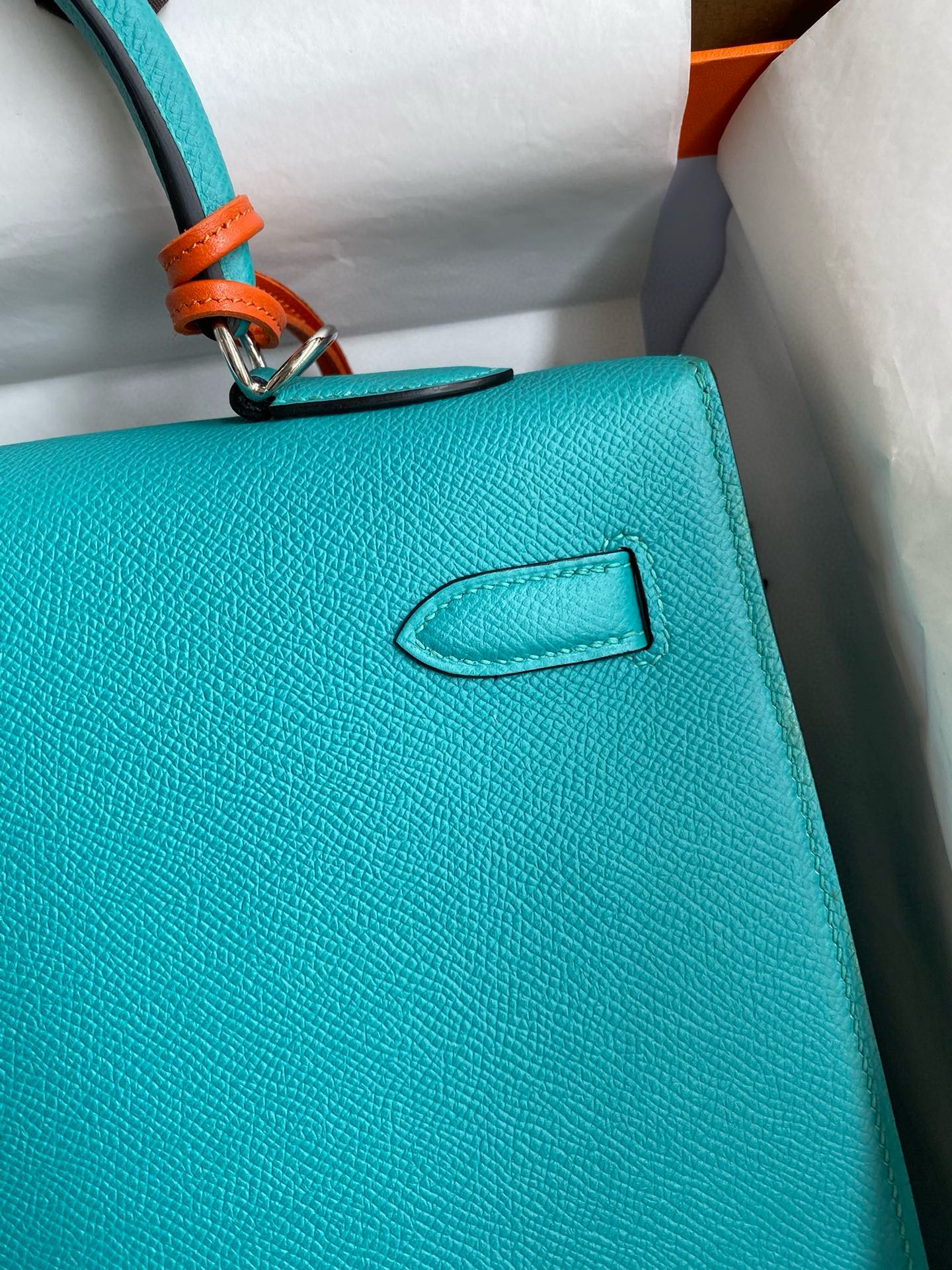 Hermes Kelly Sellier 32 Handmade Bag in Blue Paon Epsom Calfskin - Image 5