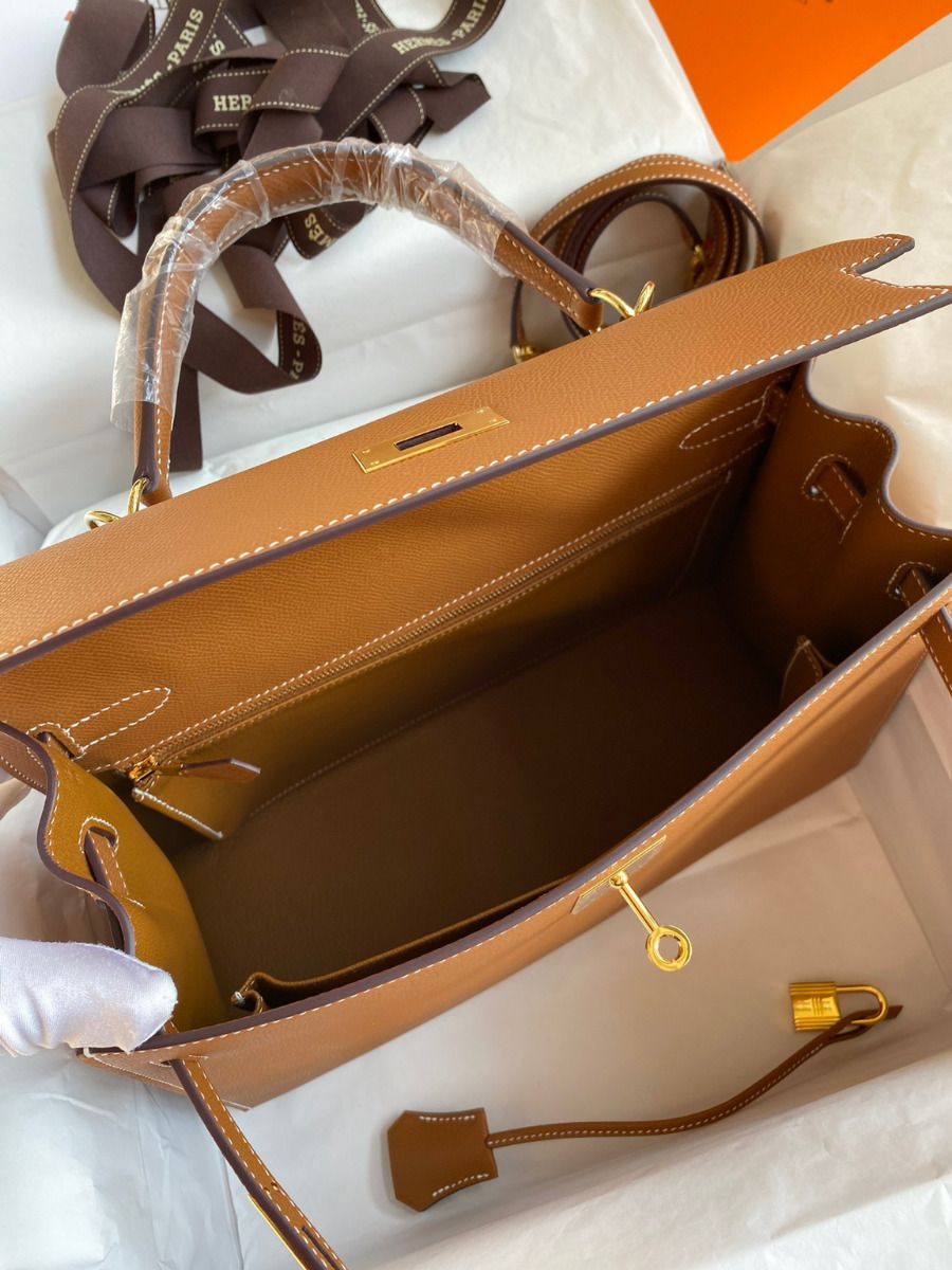 Hermes Kelly Sellier 32 Handmade Bag In Gold Epsom Calfskin - Image 9