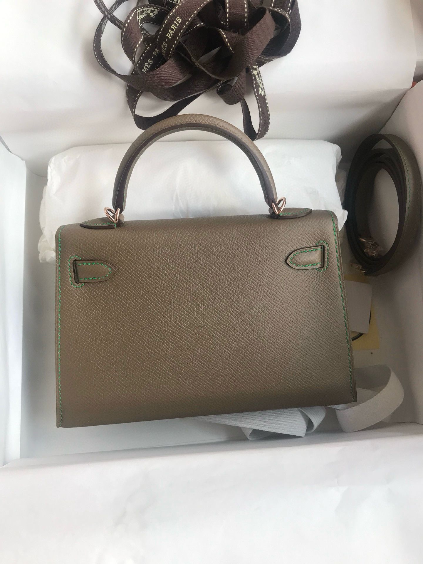Hermes Kelly Mini II Sellier Verso Handmade Bag in Taupe and Bamboo Epsom Calfskin - Image 3