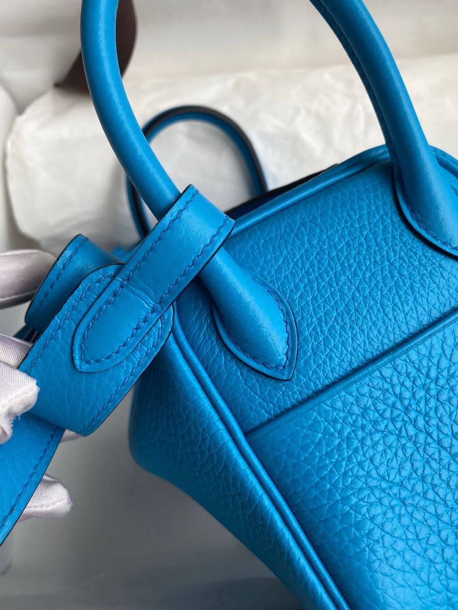 Hermes Mini Lindy Handmade Bag In Blue Frida Clemence Leather - Image 5