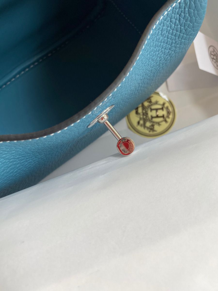 Hermes Mini Lindy Handmade Bag In Blue Jean Clemence Leather - Image 8