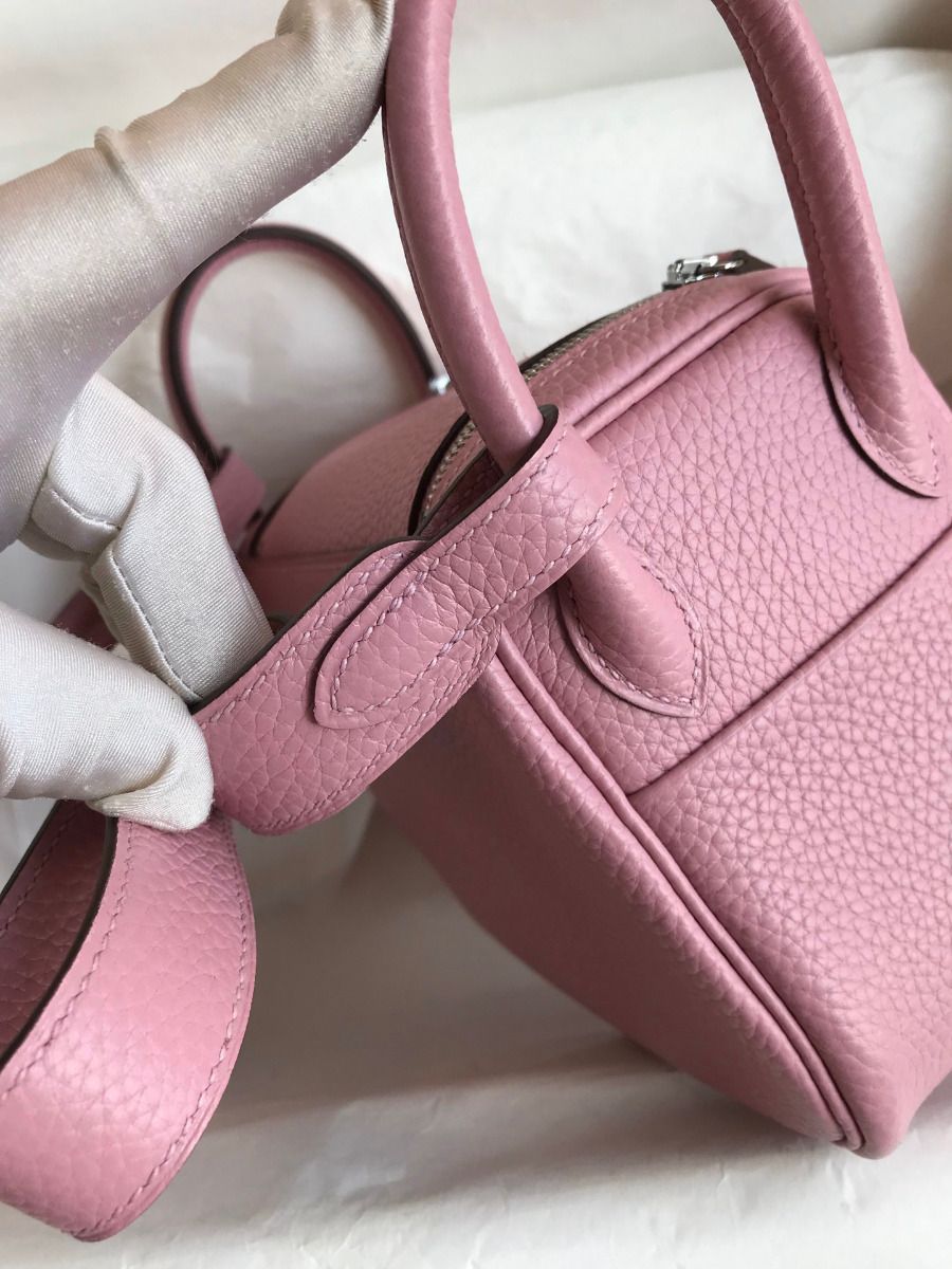 Hermes Mini Lindy Handmade Bag In Pink Clemence Leather - Image 5