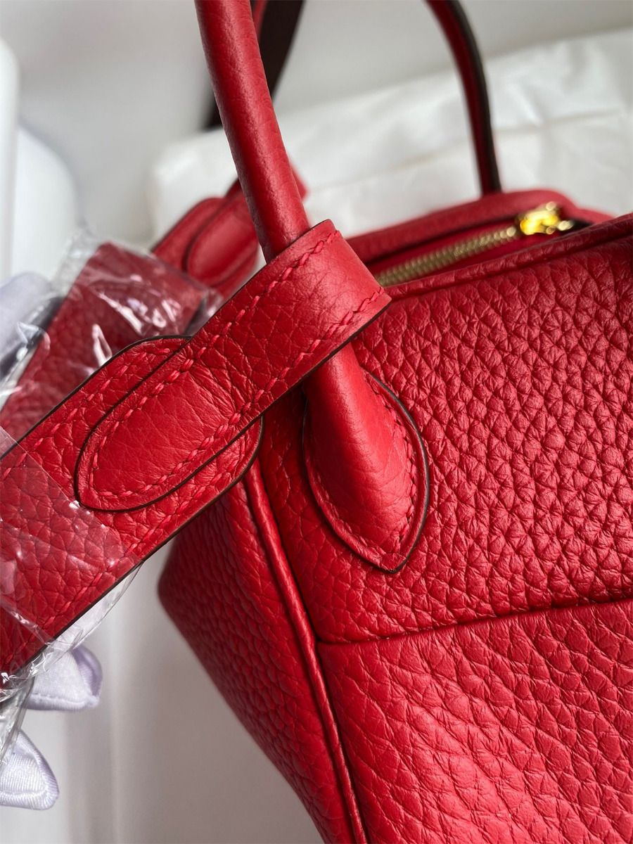 Hermes Mini Lindy Handmade Bag In Red Clemence Leather - Image 4