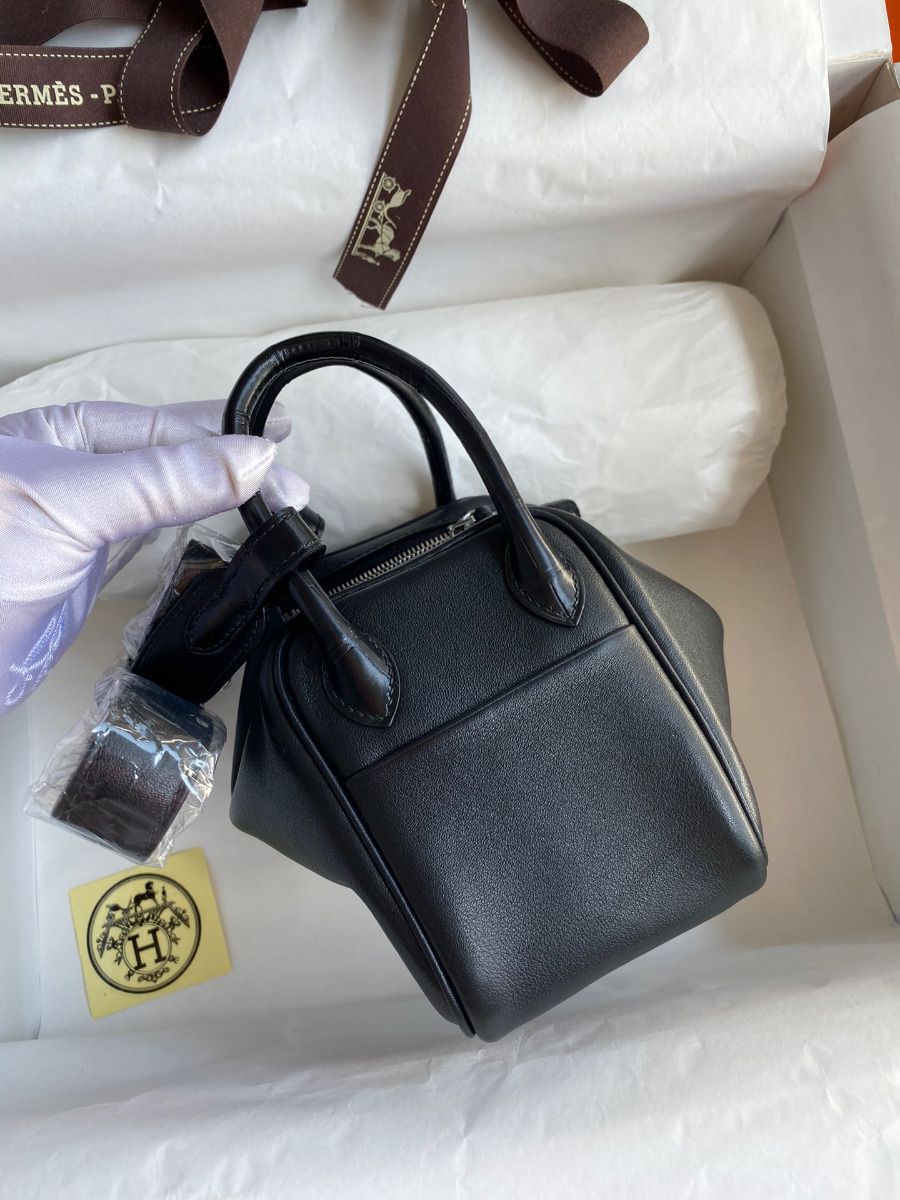 Hermes Mini Lindy Handmade Bag In Black Swift Leather - Image 3