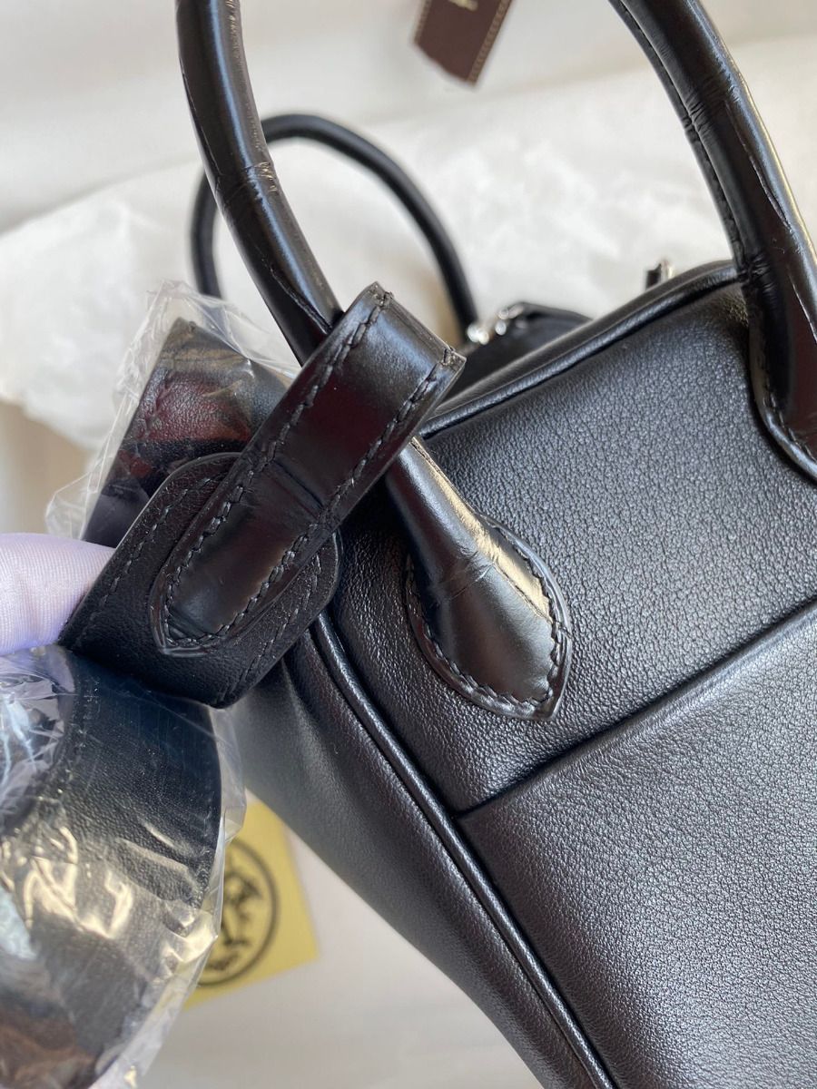 Hermes Mini Lindy Handmade Bag In Black Swift Leather - Image 5