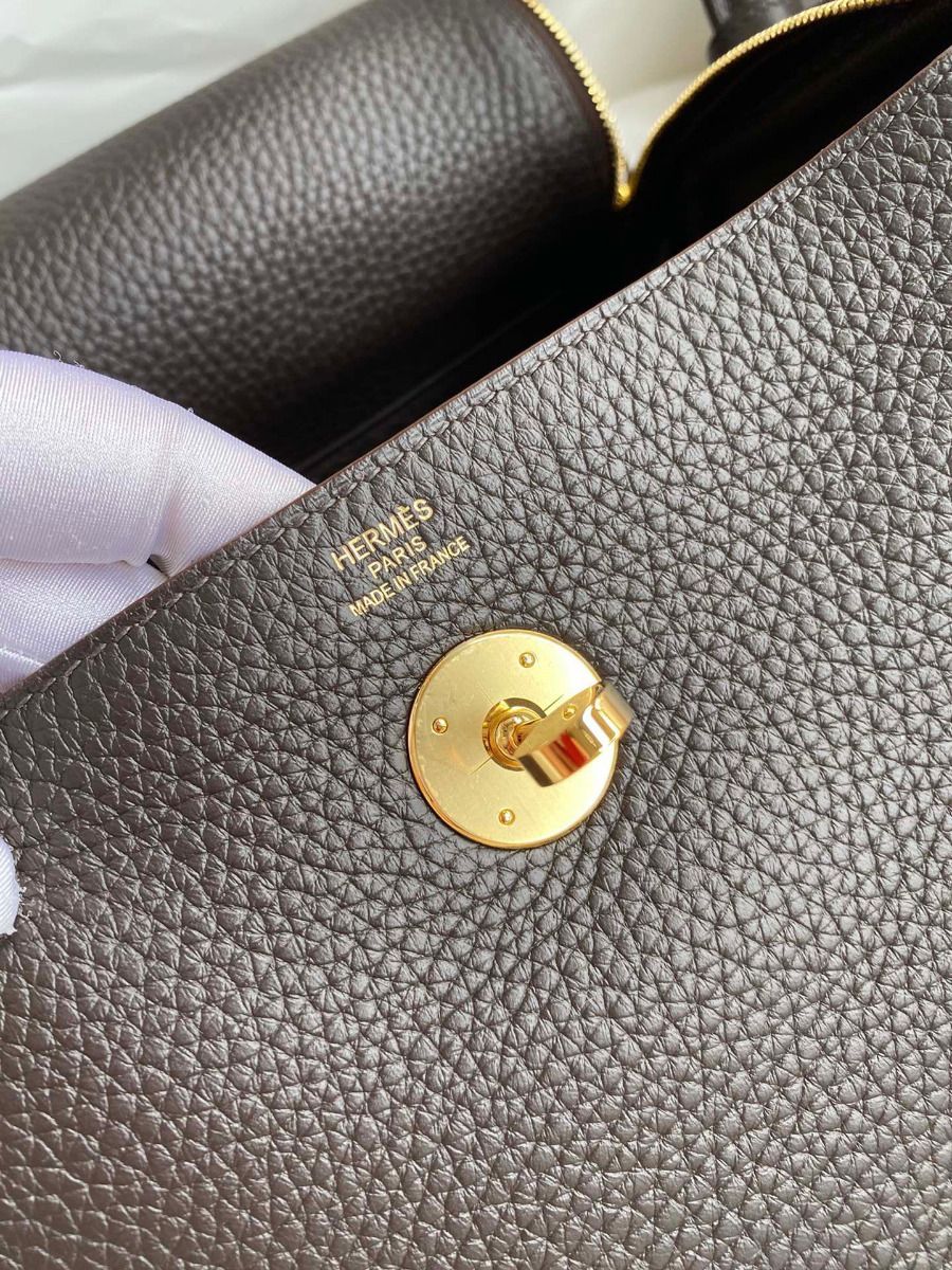 Hermes Lindy 26 Handmade Bag In Ebene Clemence Leather - Image 10