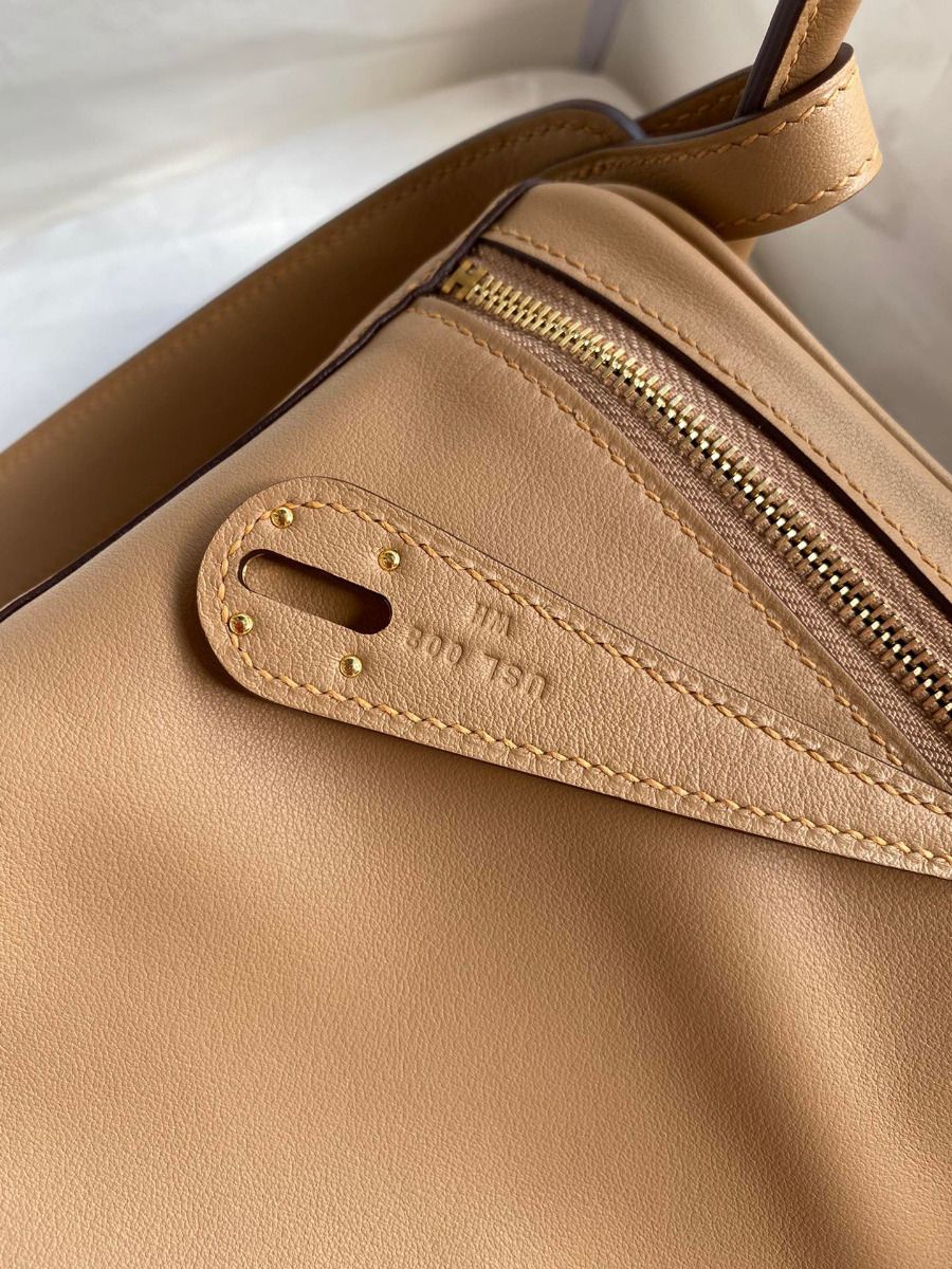 Hermes Lindy 26 Handmade Bag In Chai Swift Calfskin - Image 6