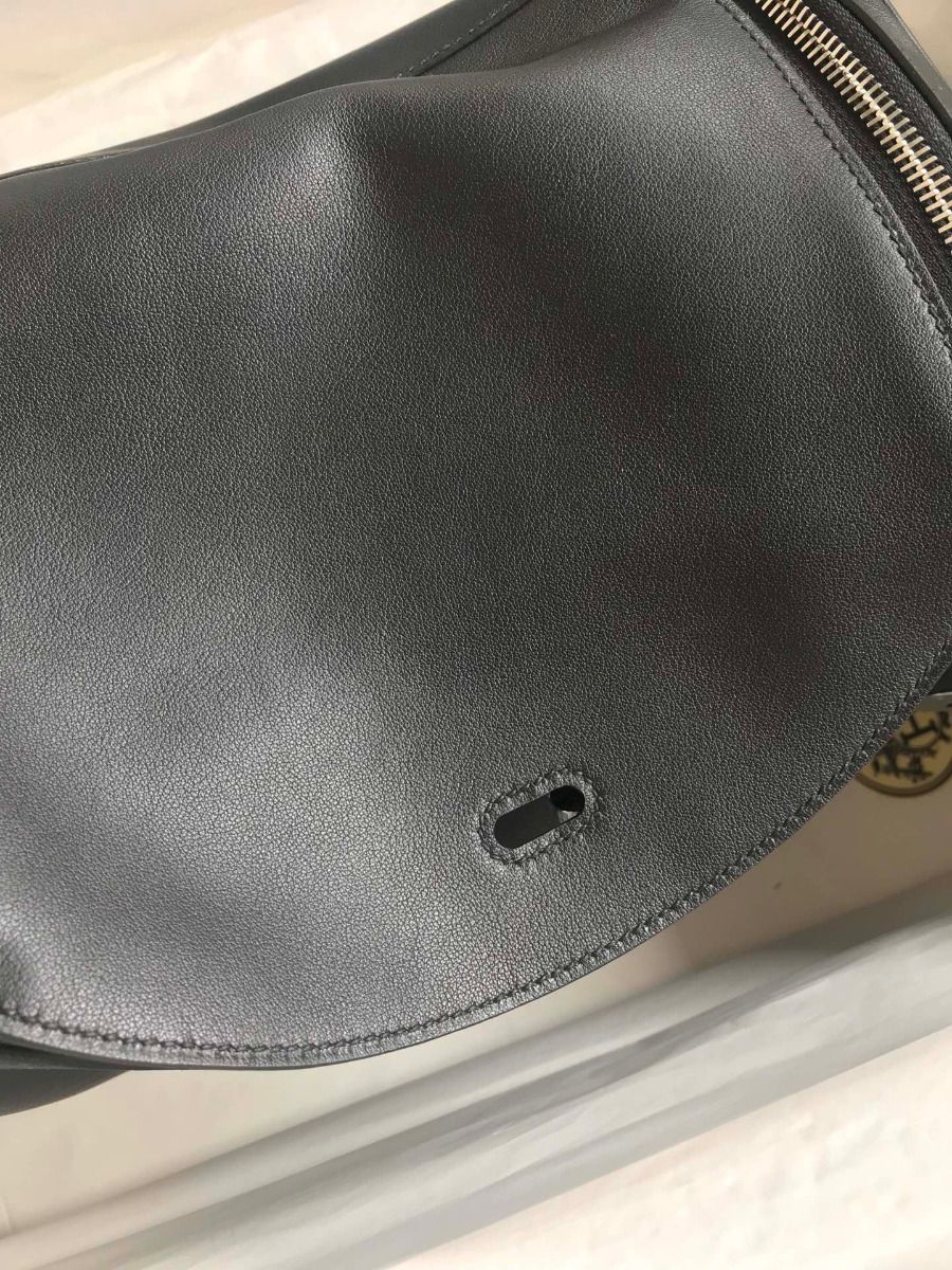 Hermes Touch Lindy 30 Handmade Bag In Black Swift Calfskin - Image 4